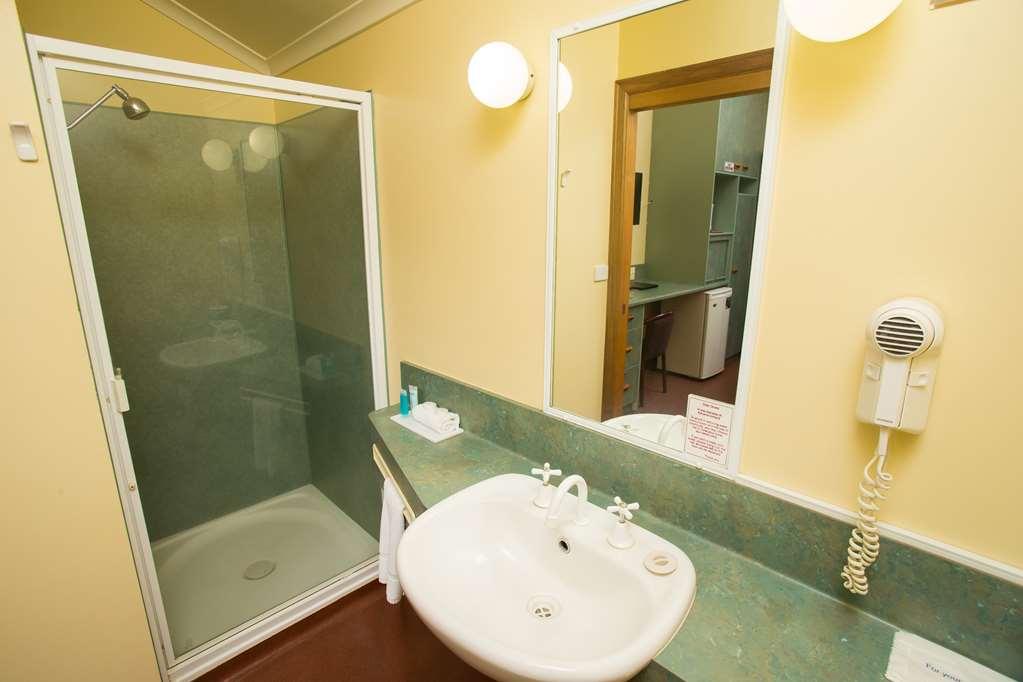 Downs Motel Тувумба Номер фото
